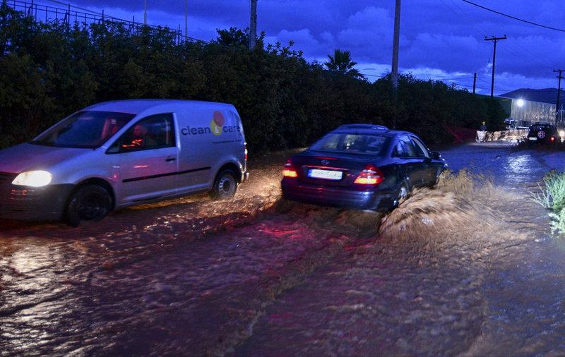 Κακοκαιρία: Ο εφιάλτης στην Μάνδρα ξαναζωντανεύει... (ΦΩΤΟ+ΒΙΝΤΕΟ)