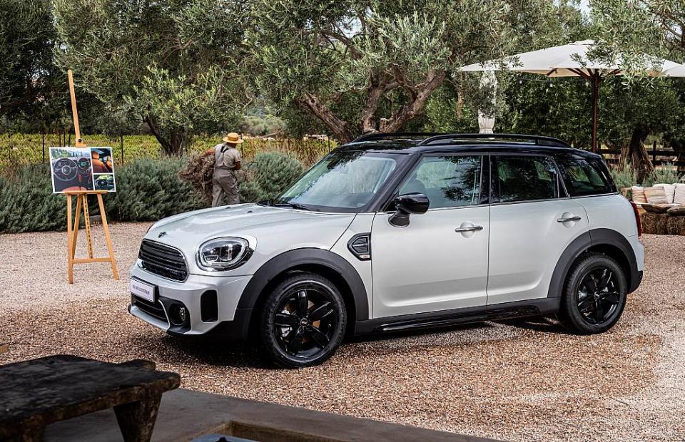 Δείτε το αναβαθμισμένο νέο MINI Countryman