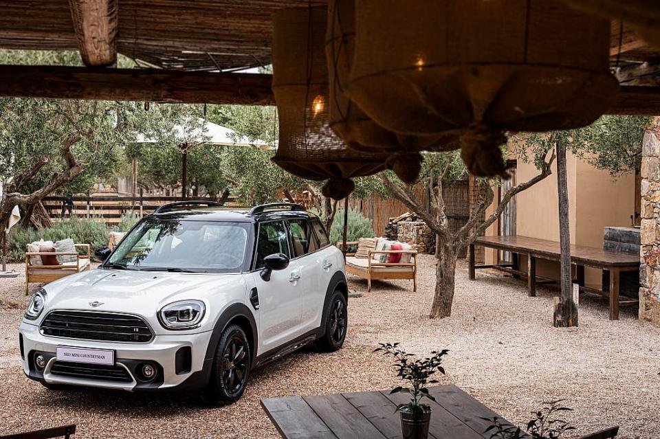 Δείτε το αναβαθμισμένο νέο MINI Countryman