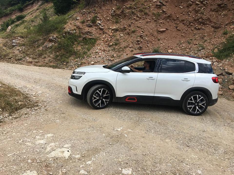 Πήραμε τα βουνά και περάσαμε τέλεια με το Citroen C5 Aircross