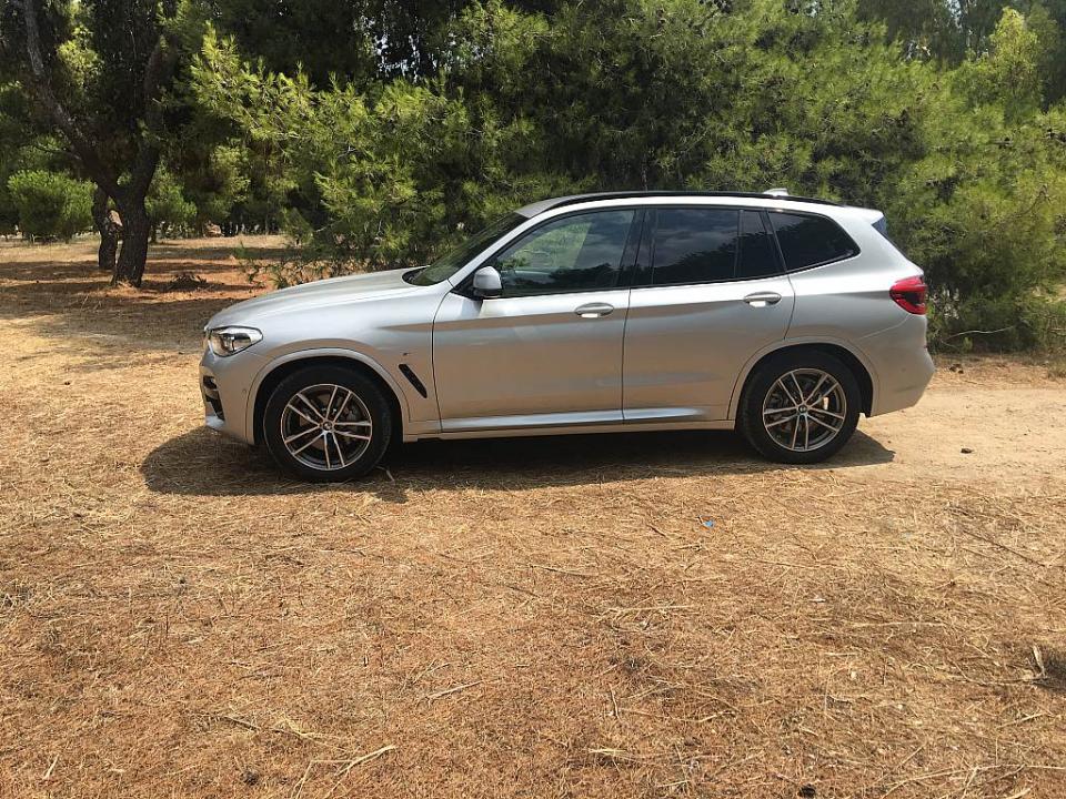 ​​BMW X3 xDrive