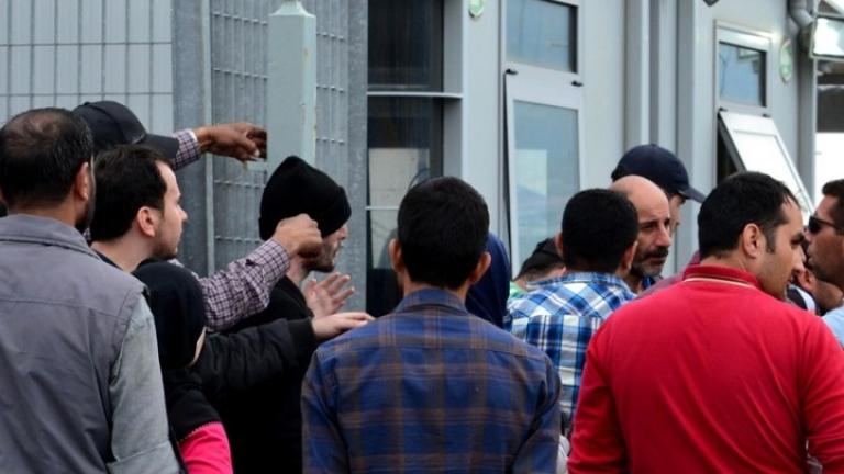 DPA: Το Βερολίνο σχεδιάζει να υποδεχθεί περίπου 1.500 πρόσφυγες από τα ελληνικά νησιά
