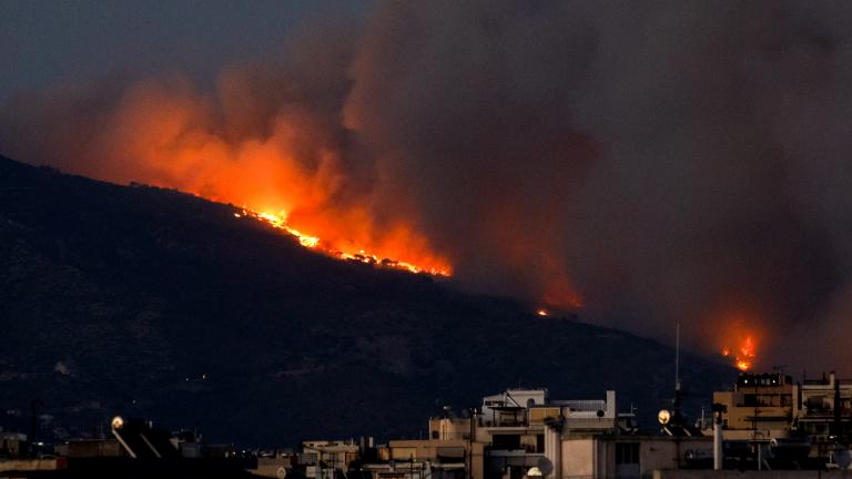 Μεγάλη Φωτιά στην Πεντέλη: Εκκενώθηκε το Εθνικό Αστεροσκοπείο Αθηνών