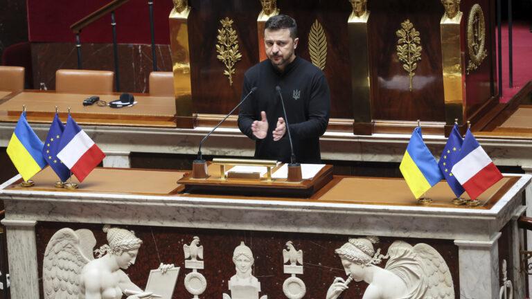 Ο Ζελένσκι στη Γαλλική Εθνοσυνέλευση: «Η Ευρώπη δεν είναι πλέον μια ήπειρος ειρήνης» 