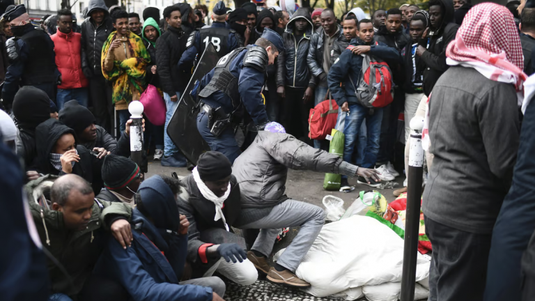 Η άνοδος της ακροδεξιάς στην Ευρώπη τρομάζει τους μετανάστες