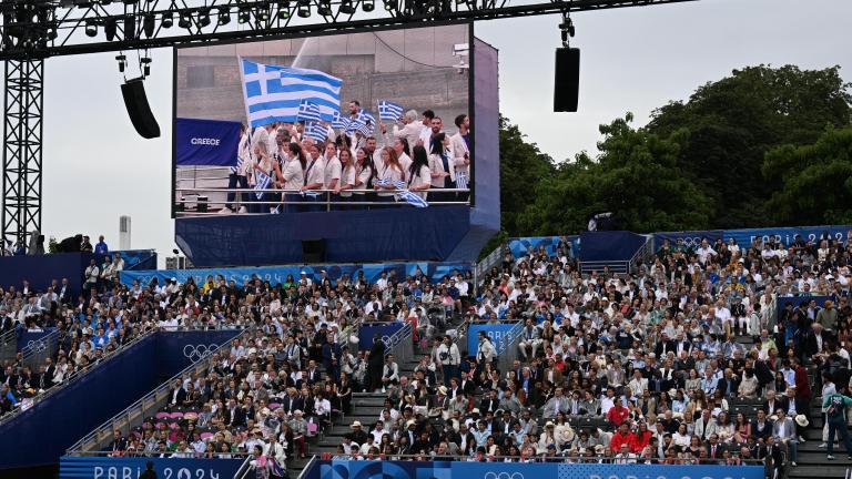 Ολυμπιακοί Αγώνες 2024: Η είσοδος της ελληνικής αποστολής που άνοιξε την παρέλαση στην Τελετή Έναρξης (ΒΙΝΤΕΟ)