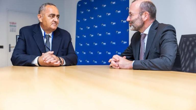 ΕΕ: Συνάντηση του Φ. Μπελέρη με τον πρόεδρο του ΕΛΚ, Μάνφρεντ Βέμπερ