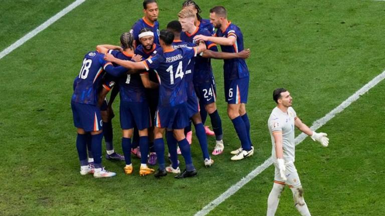 Ρουμανία-Ολλανδία 0-3: Με πειστική εμφάνιση οι «οράνιε» στους «8» - Τα highlights του αγώνα (ΒΙΝΤΕΟ)