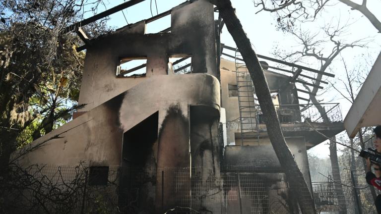 Φωτιά στην Αττική: Υποβολή αιτήσεων για κρατική αρωγή, στεγαστική συνδρομή και κάλυψη οικοσκευής για τους πυρόπληκτους