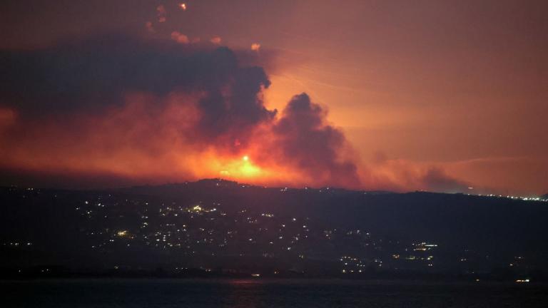 Στο «κόκκινο» η Μέση Ανατολή: Μπαράζ ρουκετών της Χεζμπολάχ κατά του Ισραήλ