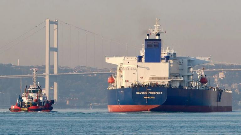 tanker istanbul bosporus