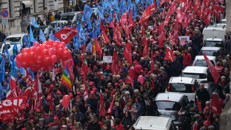 Ιταλία: Γενική απεργία κατά του προϋπολογισμού