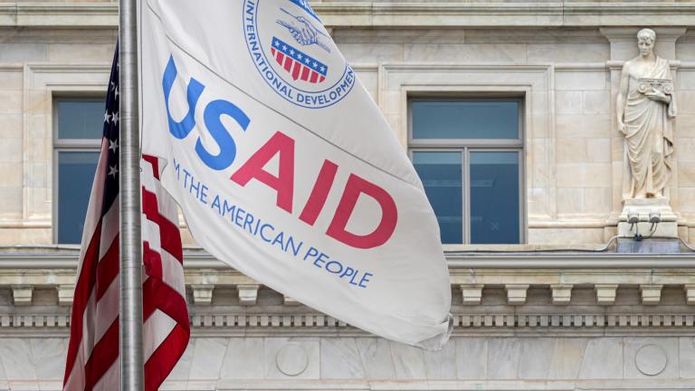 ΗΠΑ:  Κλείδωσαν έξω από τα γραφεία της USAID πάνω από 600 υπαλλήλους μετά την απόφαση Τραμπ - Μασκ να κλείσει η υπηρεσία