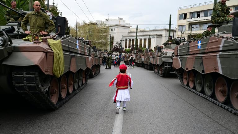 Αποκαταστάθηκε η κυκλοφορία των οχημάτων στο κέντρο της Αθήνας - Άνοιξε ο σταθμός μετρό στο Σύνταγμα