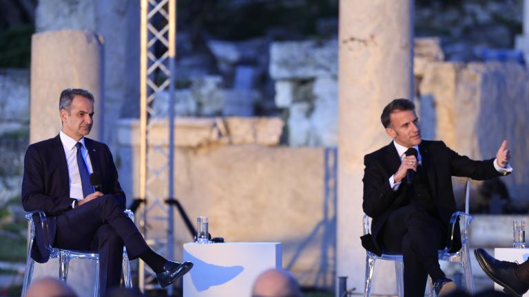 μακρον μητσοτακης