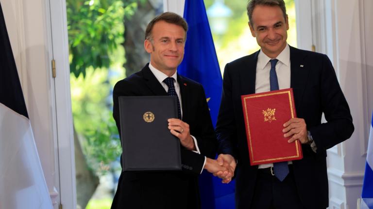 «Ελλάς - Γαλλία - Συμμαχία»: Υπεγράφησαν 9 συμφωνίες αναβάθμισης των στρατηγικών σχέσεων — Τι προβλέπουν