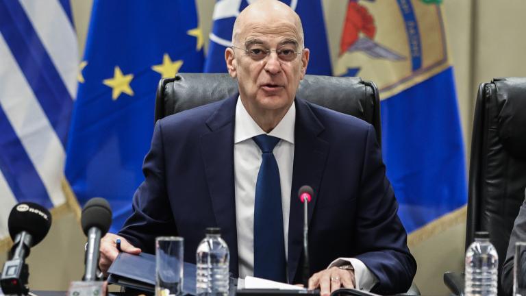 νικος δενδιας
